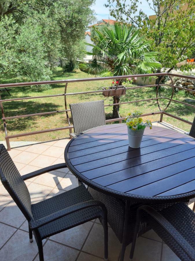 Apartments Juretic Drenje  Zewnętrze zdjęcie